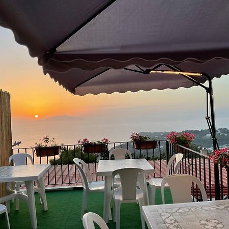 Le Ginestre Di Capri Bb & Holiday House アナカプリ エクステリア 写真