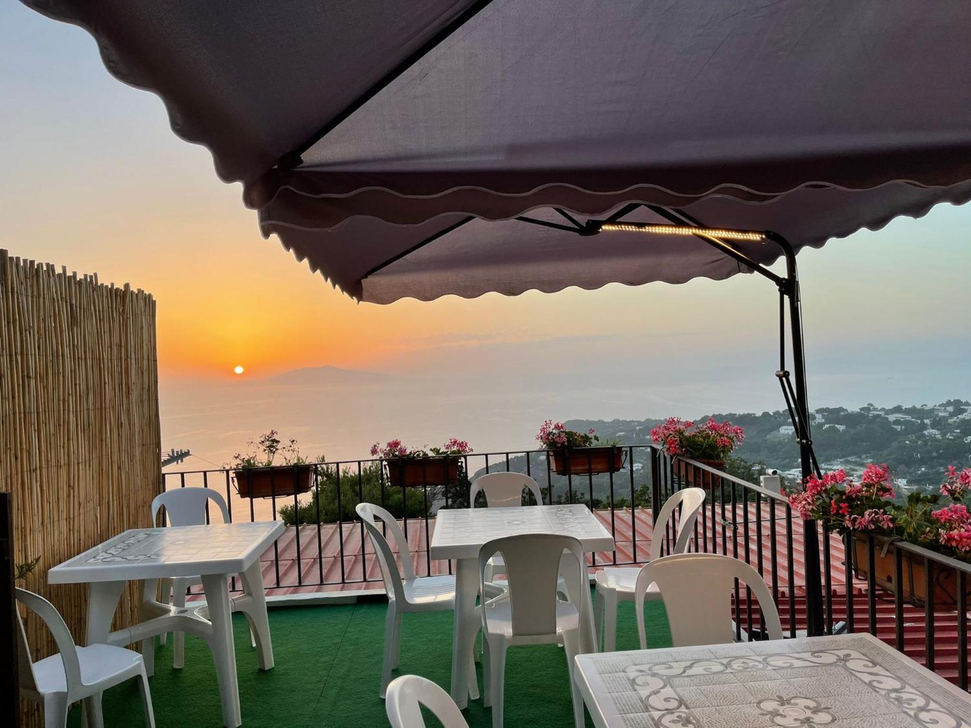 Le Ginestre Di Capri Bb & Holiday House アナカプリ エクステリア 写真