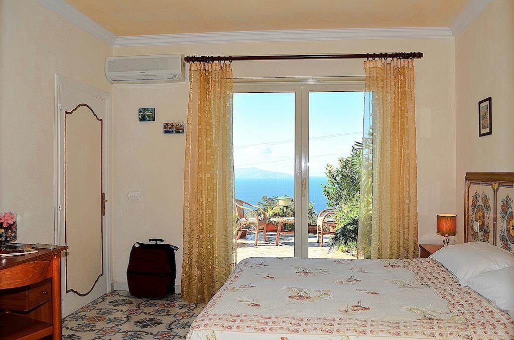 Le Ginestre Di Capri Bb & Holiday House アナカプリ エクステリア 写真