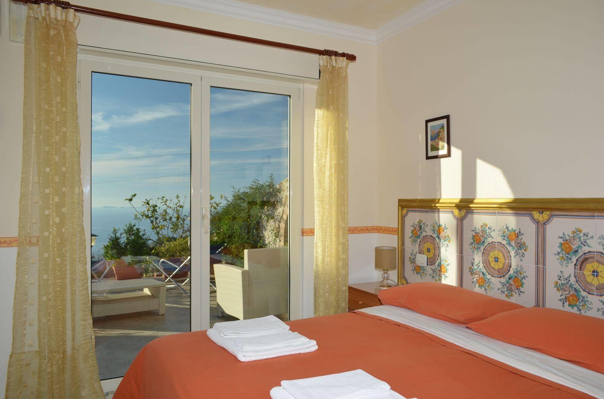 Le Ginestre Di Capri Bb & Holiday House アナカプリ エクステリア 写真
