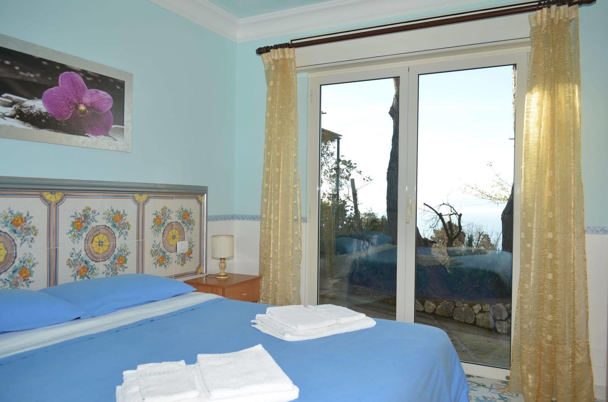Le Ginestre Di Capri Bb & Holiday House アナカプリ エクステリア 写真