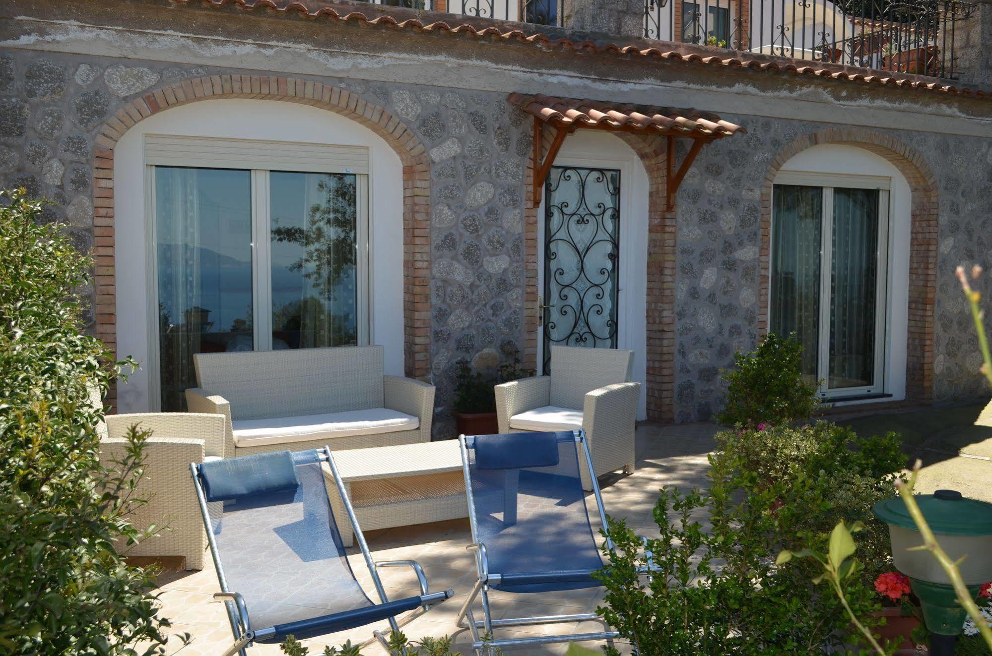 Le Ginestre Di Capri Bb & Holiday House アナカプリ エクステリア 写真